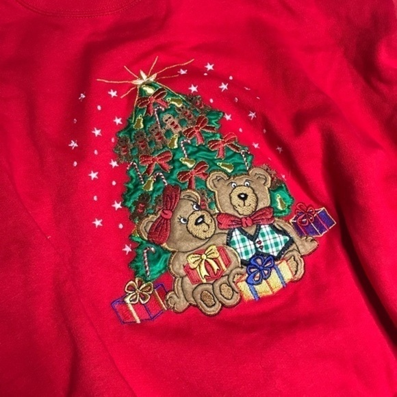 CHRISTMAS Red Sweatshirt Bears & Christmas Tree - Picture 3 of 5